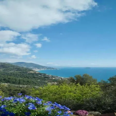 Holiday home In Ferienresidenz Mit Pool Villanova d'Albenga